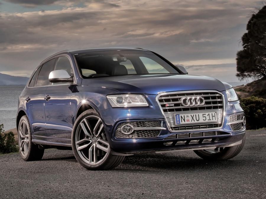  Audi SQ5 TDI (8R) 2013 года  (AU) (фото 17 из 22)